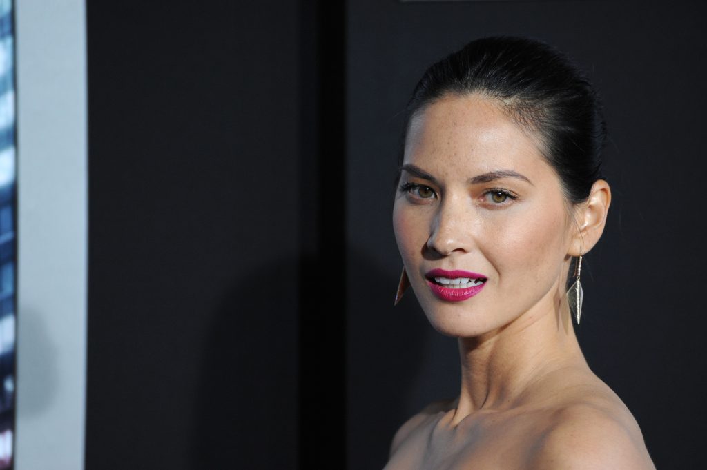 Olivia Munn Photo